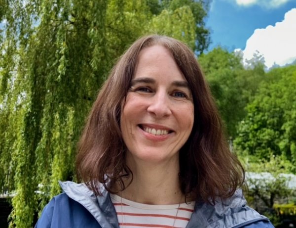 Meditation Teacher - Annie Dexter